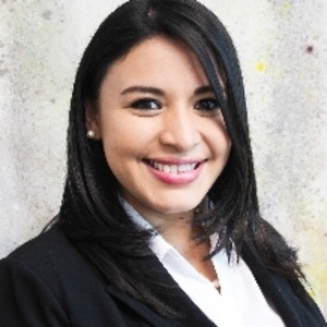 Esme Valencia's avatar