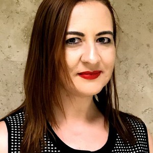 Daniella Castelucci's avatar