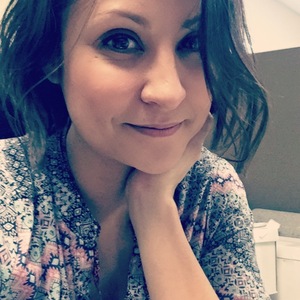 Monica Cervantes's avatar