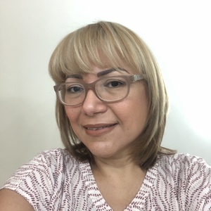 Maria Cardona's avatar